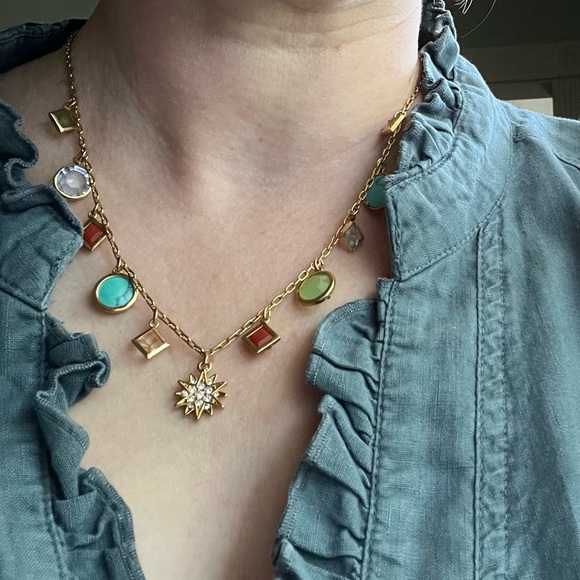 Beautiful Summery Gold and Stones Necklace and Bracelet Set - Picture 3 of 5